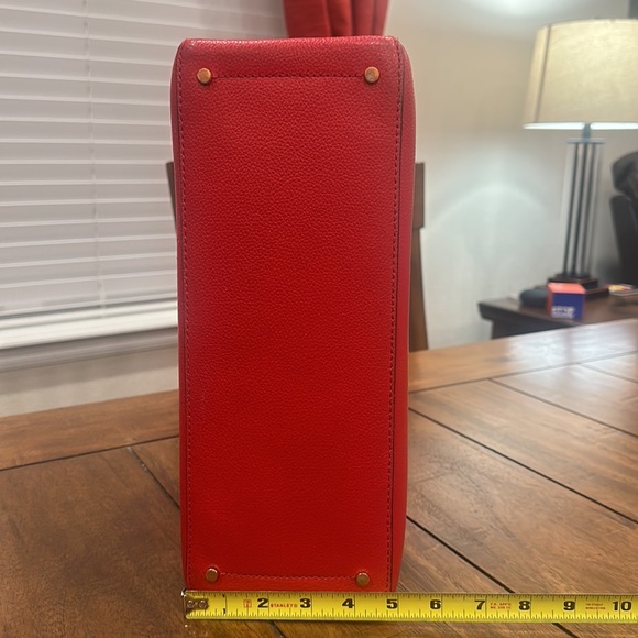 Red Kate Spade bag. Great condition! - Picture 4 of 16